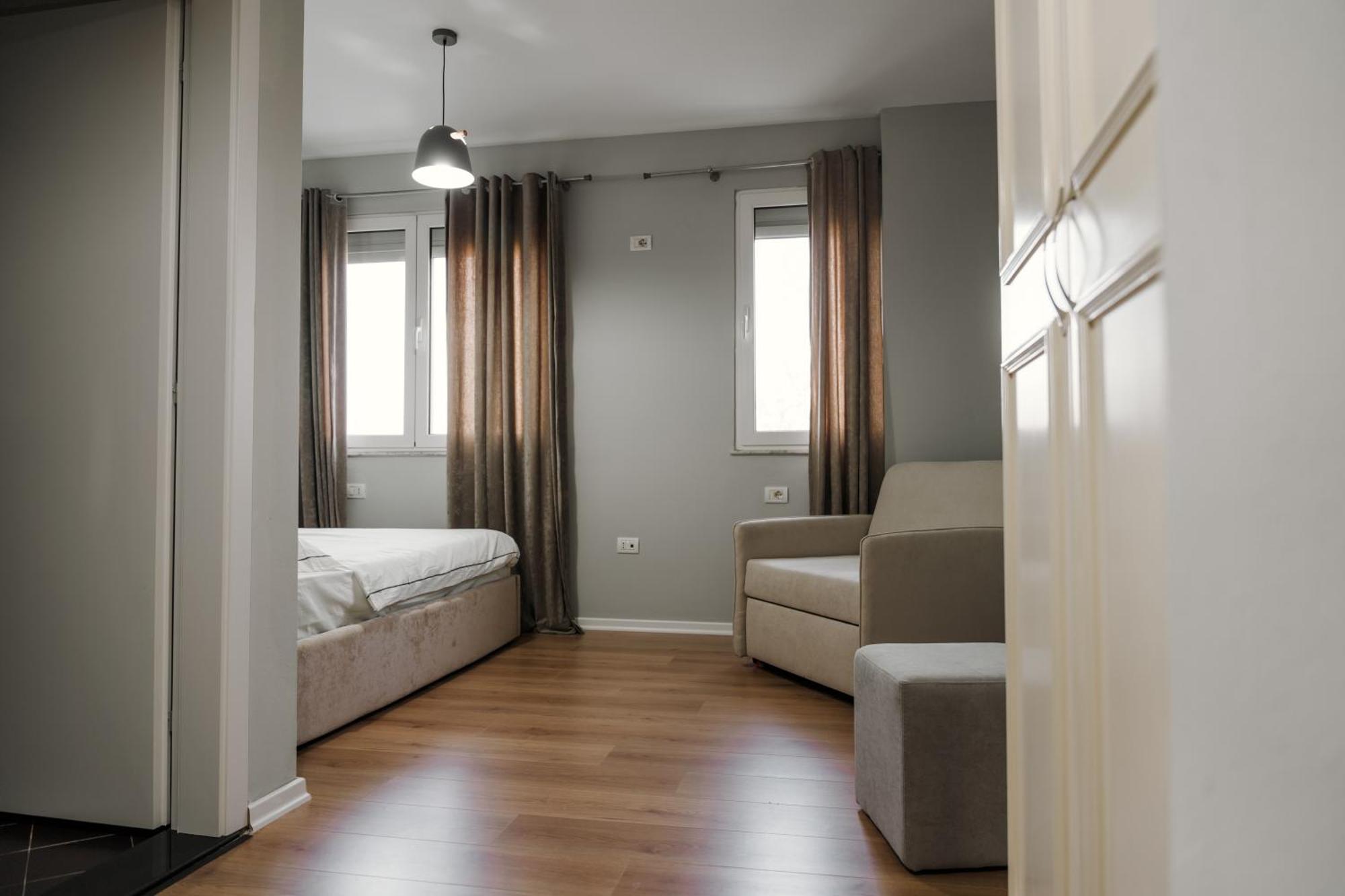 Urban Hotel